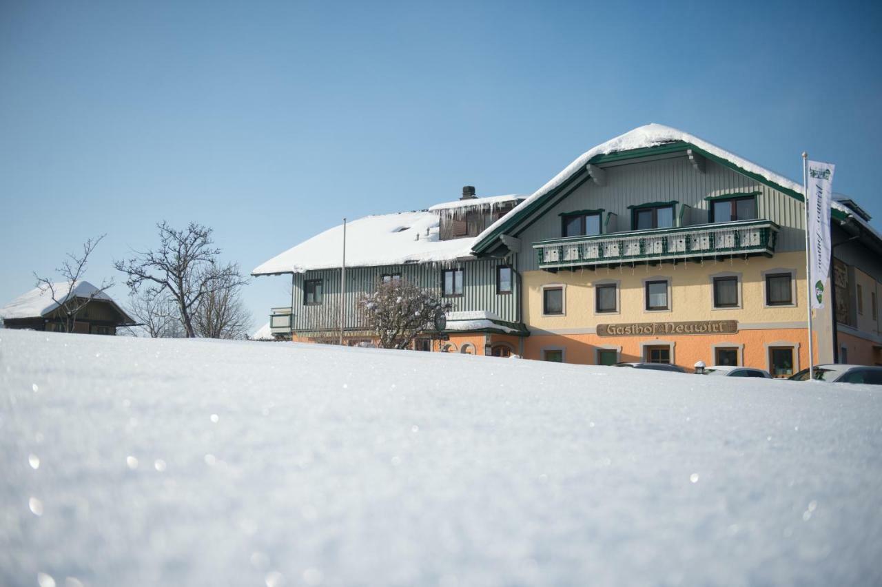 Gasthof Neuwirt Eugendorf Exterior photo